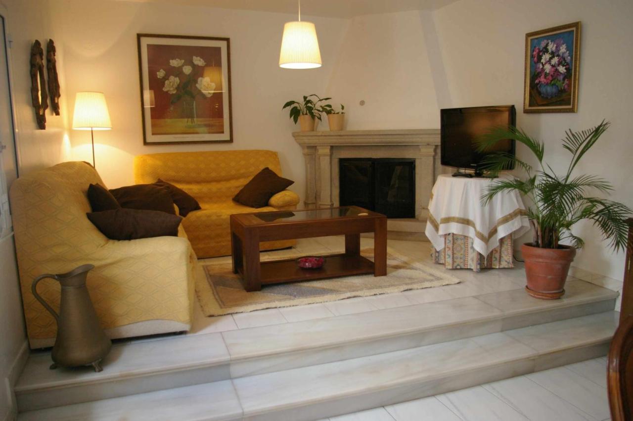 Vivienda Tradicional Con Jardin Y Patio Interior Βίλα Villanueva De Arosa Εξωτερικό φωτογραφία